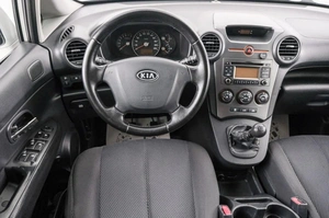 Минивэн Kia Carens 2011 года, 729000 рублей, Красноярск