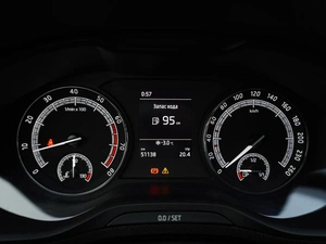 Внедорожник Skoda Karoq 2021 года, 2399000 рублей, Тверь