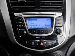 Седан Hyundai Solaris 2013 года, 840000 рублей, Тюмень