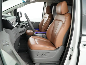 Минивэн Hyundai Staria 2021 года, 4545055 рублей, Москва