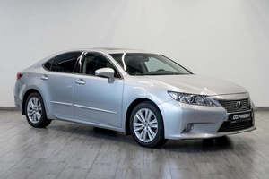 Седан Lexus ES 2013 года, 2299000 рублей, Саратов