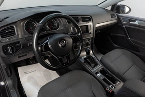 Хетчбэк Volkswagen Golf 2013 года, 1179000 рублей, Челябинск