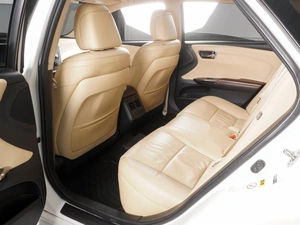 Седан Toyota Avalon 2013 года, 2095000 рублей, Красный Пахарь