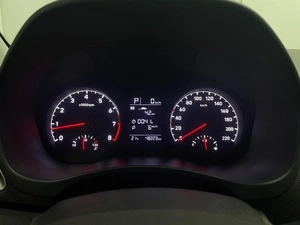 Седан Hyundai Solaris 2017 года, 1345000 рублей, Красноярск