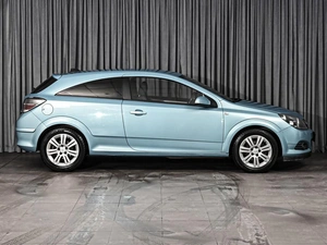 Хетчбэк Opel Astra GTC 2010 года, 648000 рублей, Ставрополь