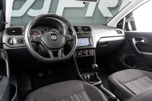 Седан Volkswagen Polo 2016 года, 1059000 рублей, Петрозаводск