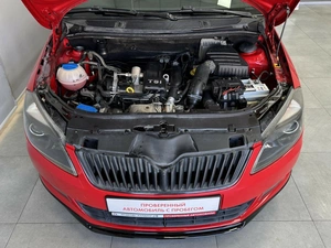Хетчбэк Skoda Fabia 2014 года, 835000 рублей, Красноярск