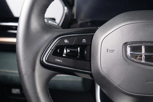 Внедорожник Geely Monjaro 2023 года, 3689000 рублей, Оренбург