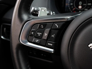 Внедорожник Jaguar F-Pace 2019 года, 3695000 рублей, Краснодар
