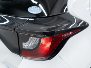 Хетчбэк Toyota Yaris 2020 года, 1120000 рублей, Красноярск