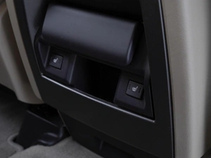 Внедорожник Land Rover Discovery 2014 года, 3200000 рублей, Волгоград