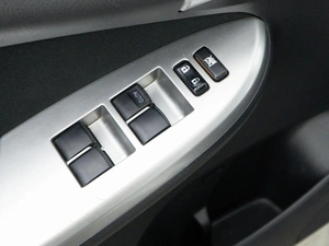 Седан Toyota Corolla 2012 года, 1217077 рублей, Москва