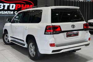 Внедорожник Toyota Land Cruiser 2010 года, 3400000 рублей, Красноярск
