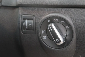 Внедорожник Volkswagen Tiguan 2013 года, 899000 рублей, Омск