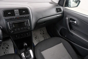 Седан Volkswagen Polo 2013 года, 829000 рублей, Красноярск