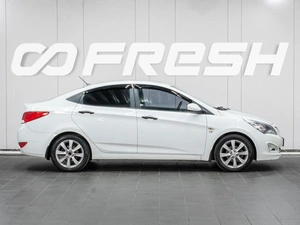 Седан Hyundai Solaris 2015 года, 799000 рублей, Сургут