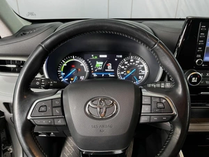 Внедорожник Toyota Highlander 2021 года, 4999000 рублей, Нижневартовск
