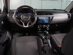 Седан Kia Rio 2019 года, 1039000 рублей, Воронеж