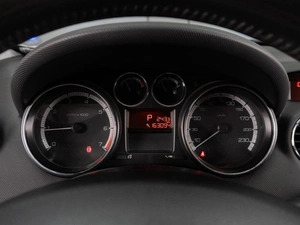 Хетчбэк Peugeot 308 2010 года, 670000 рублей, Тюмень