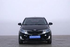 Седан Kia Rio 2013 года, 599000 рублей, Омск