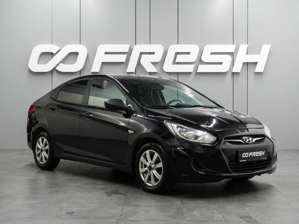 Седан Hyundai Solaris 2013 года, 819000 рублей, Воронеж