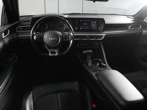 Седан Kia K5 2020 года, 2353000 рублей, Красный Пахарь