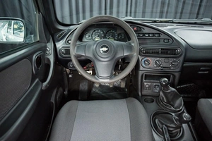 Внедорожник Chevrolet Niva 2018 года, 630000 рублей, Красноярск