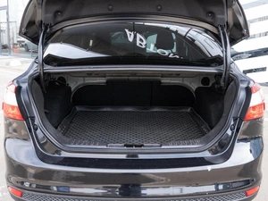 Седан Ford Focus 2011 года, 979000 рублей, Краснодар