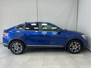 Внедорожник Renault Arkana 2021 года, 1719000 рублей, Красноярск