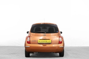 Хетчбэк Nissan March 2002 года, 419000 рублей, Барнаул