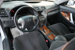 Седан Toyota Camry 2011 года, 1999000 рублей, Омск