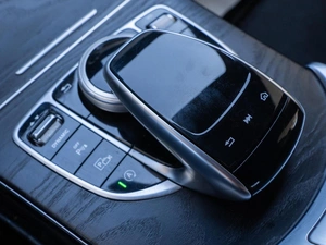 Седан Mercedes-benz C-класс 2019 года, 3280000 рублей, Волгоград