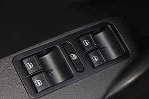 Седан Volkswagen Polo 2019 года, 1249000 рублей, Новосибирск