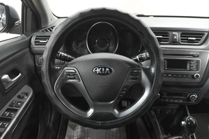 Седан Kia Rio 2017 года, 1249000 рублей, Новокузнецк