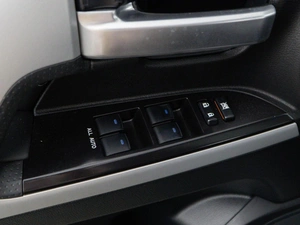 Внедорожник Toyota Land Cruiser 2019 года, 6439050 рублей, Москва