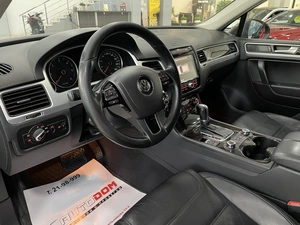 Внедорожник Volkswagen Touareg 2010 года, 1687000 рублей, Солонцы