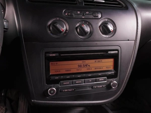 Хетчбэк SEAT Leon 2011 года, 699000 рублей, Воронеж