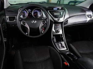 Седан Hyundai Elantra 2012 года, 764000 рублей, Воронеж