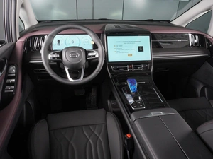 Минивэн GAC M8 2026 года, 5055000 рублей, Красный Пахарь