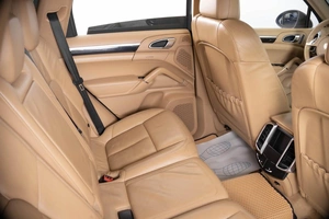 Внедорожник Porsche Cayenne 2011 года, 2249000 рублей, Пермь