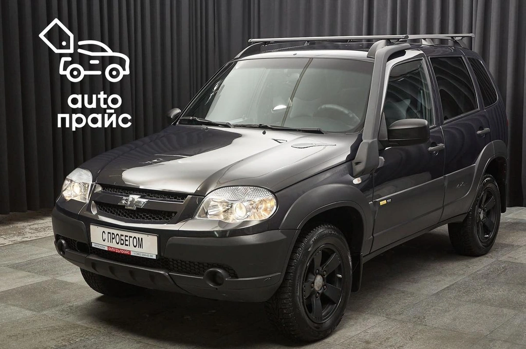 Внедорожник Chevrolet Niva 2017 года, 889000 рублей, Красноярск