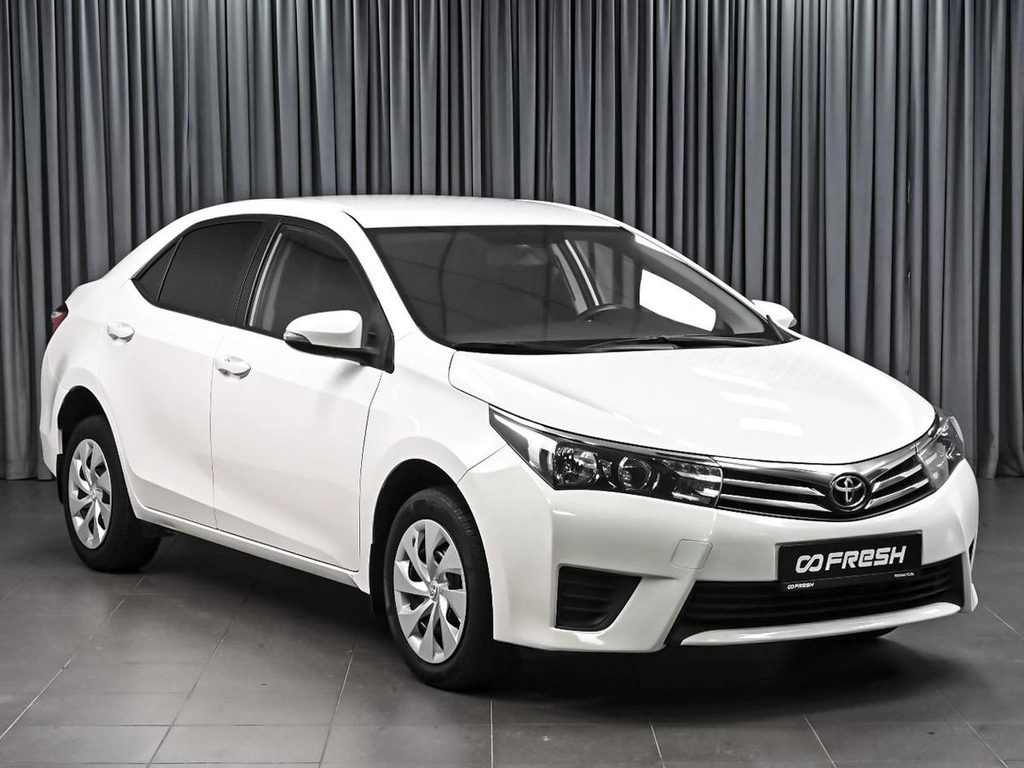 Седан Toyota Corolla 2014 года, 1484000 рублей, Ставрополь