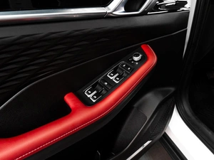 Внедорожник Geely Coolray 2024 года, 2355000 рублей, Тюмень