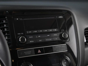 Внедорожник Mitsubishi Outlander 2019 года, 1893000 рублей, Омск