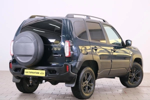 Внедорожник ВАЗ (LADA) Niva Travel 2023 года, 1169000 рублей, Омск