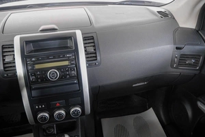 Внедорожник Nissan X-Trail 2010 года, 1299000 рублей, Кемерово