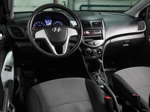 Седан Hyundai Solaris 2013 года, 799000 рублей, Воронеж