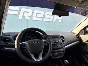 Седан ВАЗ (LADA) Vesta 2020 года, 980000 рублей, Ижевск