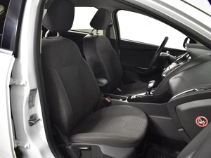 Хетчбэк Ford Focus 2015 года, 999900 рублей, Казань