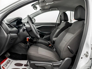 Универсал ВАЗ (LADA) Vesta 2019 года, 900000 рублей, Красноярск